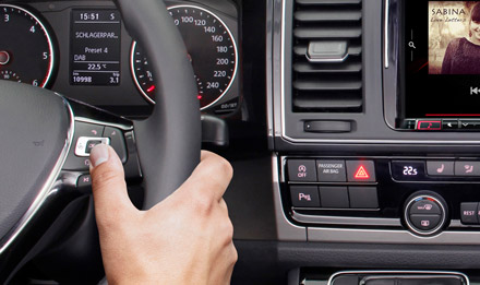 The Interface APF-X300VW supports basic functions of original steering wheel remote control